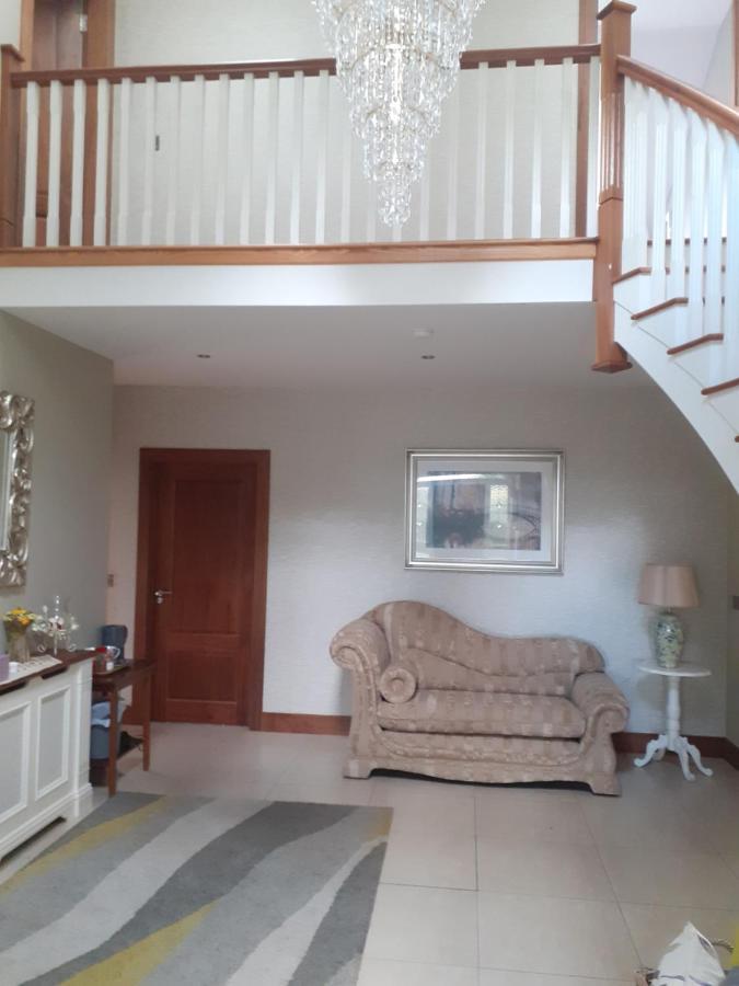 Private Room In Superb House Bed 1 Nobber エクステリア 写真