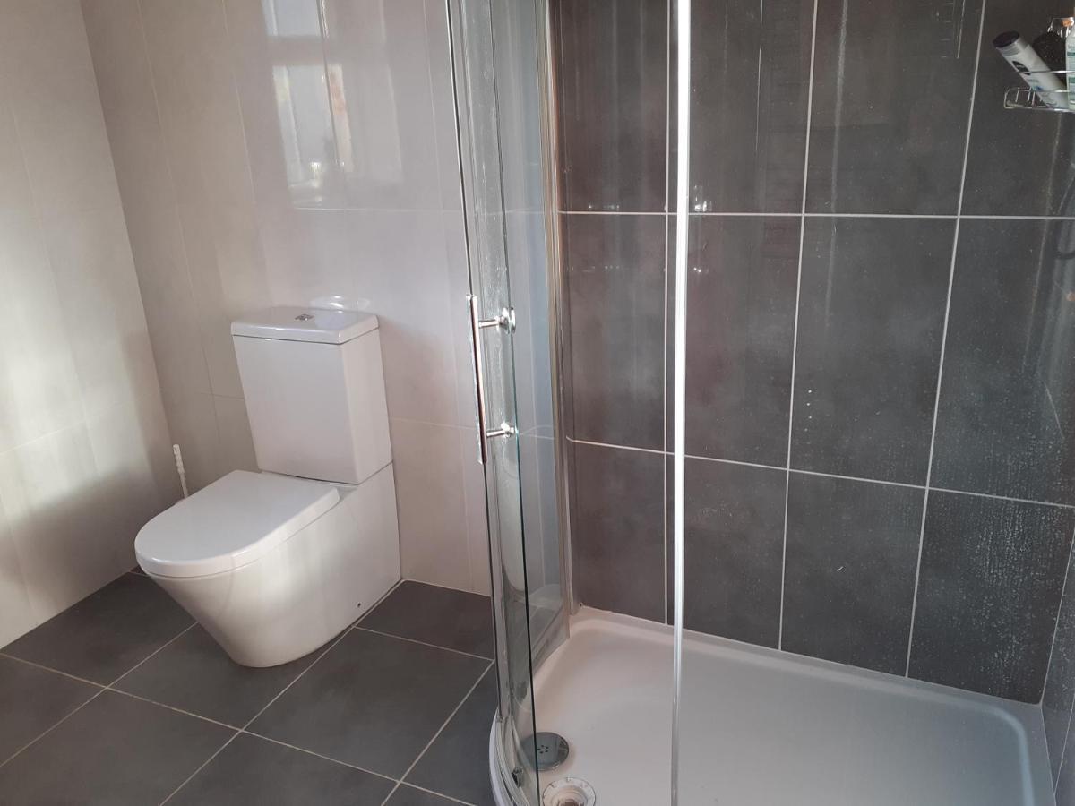 Private Room In Superb House Bed 1 Nobber エクステリア 写真